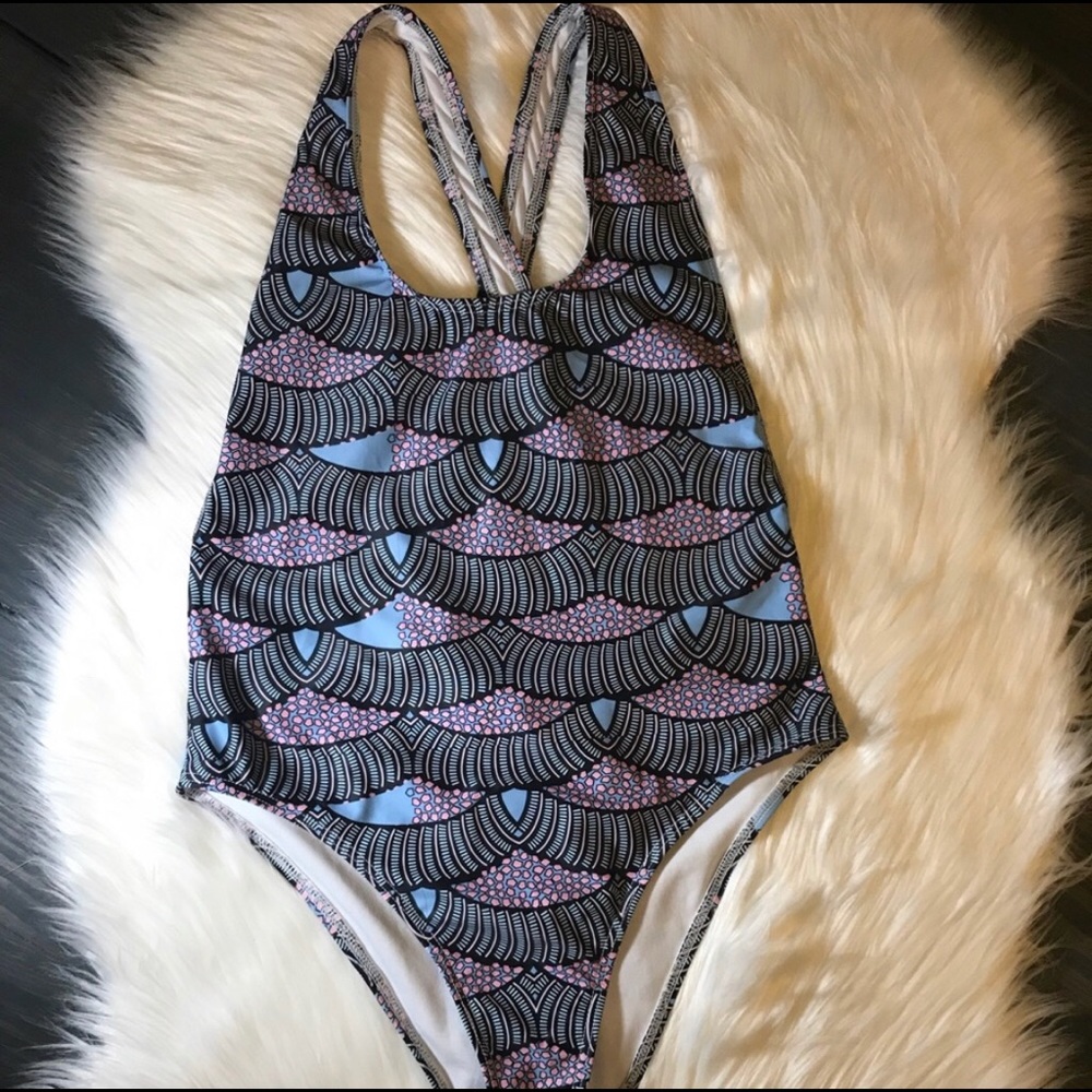 Pretty Little Thing One-piece Swimsuit